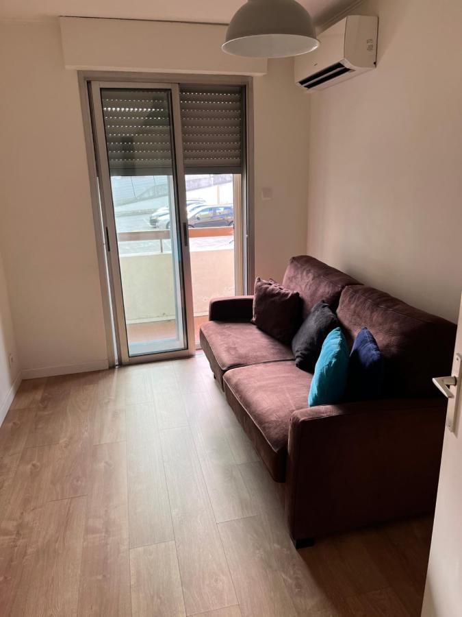 Superbe Appartement Au Bord De Plage Cros De Cagnes Exteriér fotografie