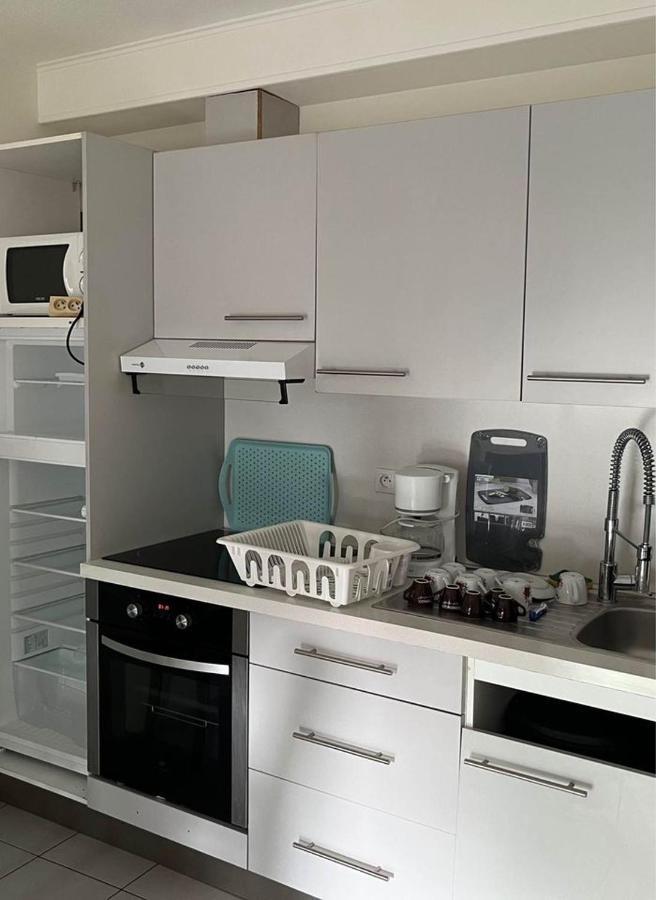 Superbe Appartement Au Bord De Plage Cros De Cagnes Exteriér fotografie